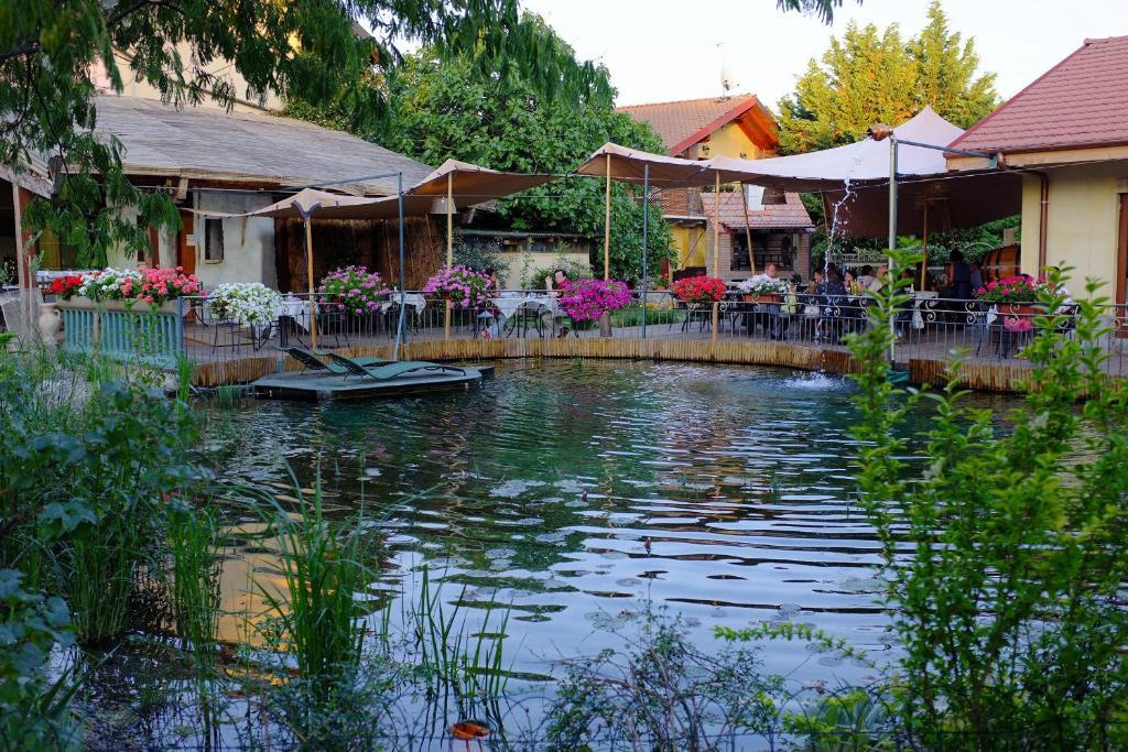 برانيانا ميلانيسي Agriturismo Cascina Madonnina المظهر الخارجي الصورة