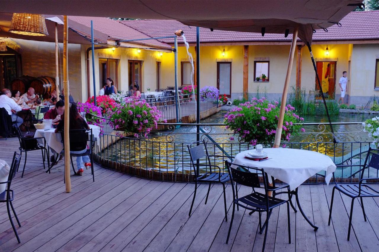 برانيانا ميلانيسي Agriturismo Cascina Madonnina المظهر الخارجي الصورة