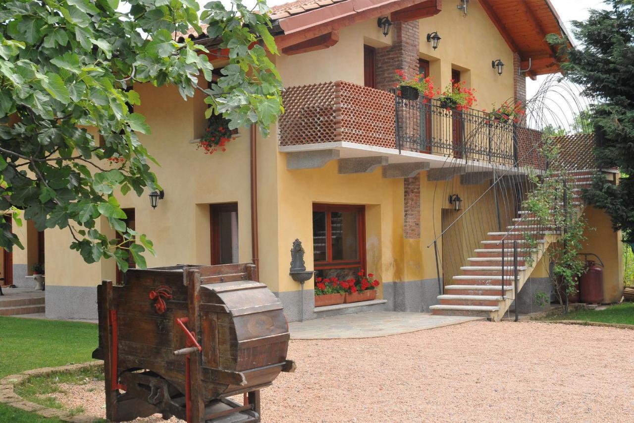 برانيانا ميلانيسي Agriturismo Cascina Madonnina المظهر الخارجي الصورة